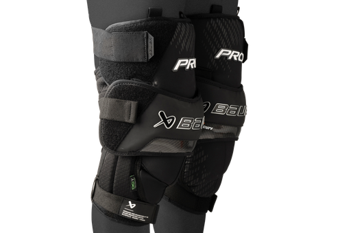 S25 BAUER PRO KNEE GUARD